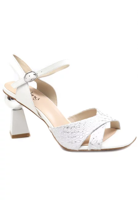 Дамски сандали 25 016 01 - Бял