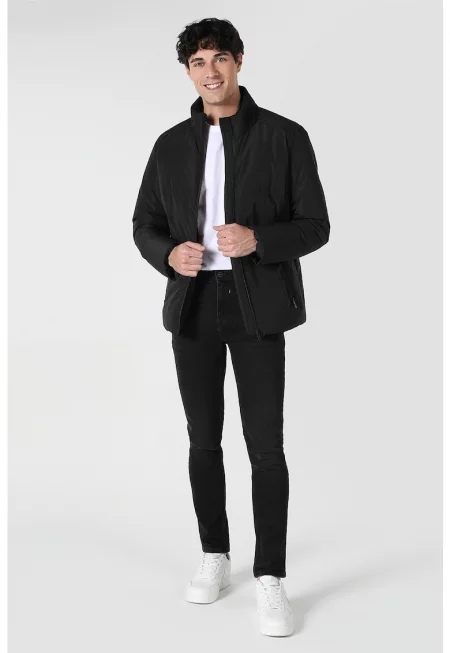 Капитонирано зимно яке с цип