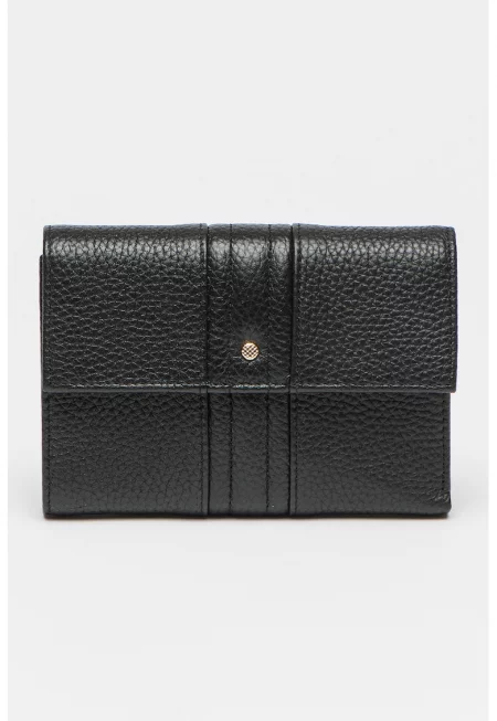 Кожено портмоне с тройно прегъване и релеф - Черен