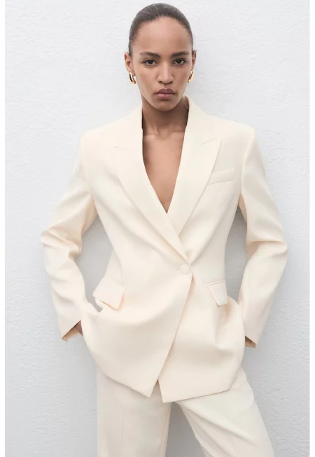 Сако със стандартна кройка