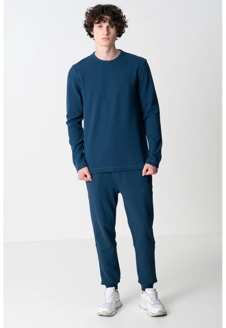 Свободна блуза с релеф