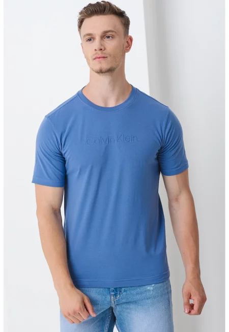 Тренировъчна тениска с овално деколте