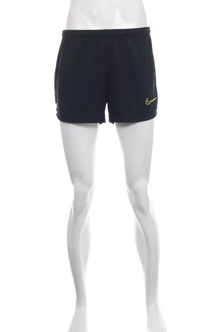 Дрехи Спортни къси панталони NIKE