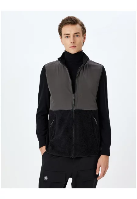 Елек с джобове и релеф