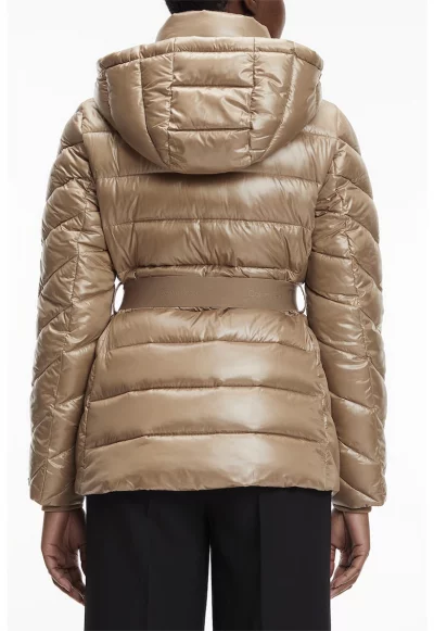 Капитонирано зимно яке