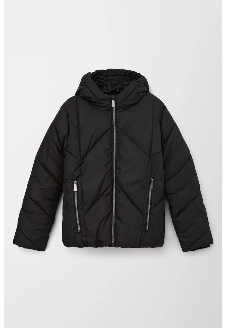 Късо зимно яке с капитониран дизайн