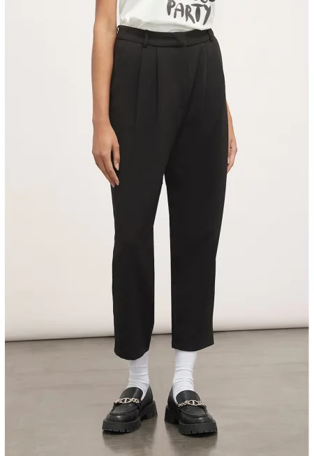 Скъсен панталон с висока талия - Черен