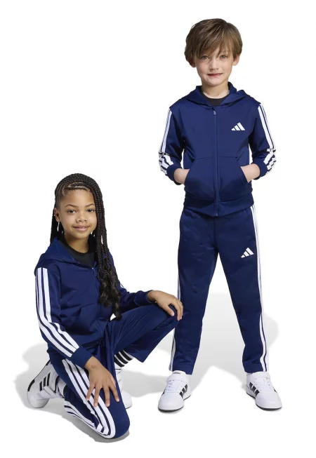 Спортен екип с лого