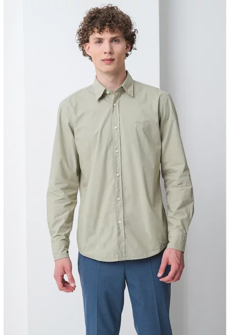 Стандартна памучна риза с бродирано лого