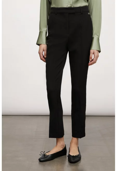 Втален панталон над глезена - Черен