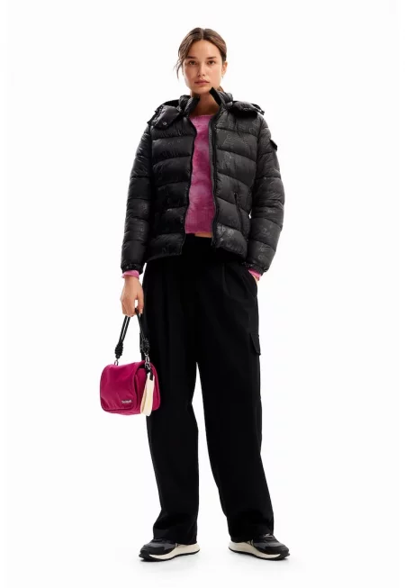 Яке с цип и качулка