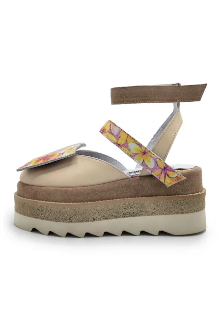 Кожени обувки с каишка на глезена