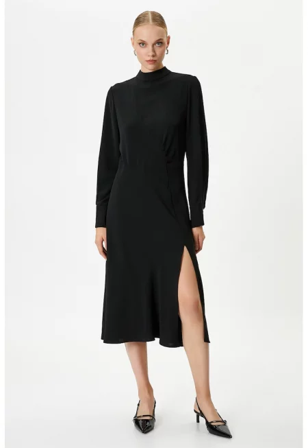 Миди рокля с цепка встрани - Черен