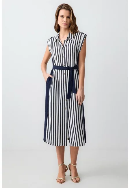 Раирана рокля с лен - Бял/Тъмносин