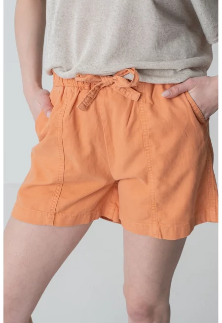 Шорти с лиосел с връзка - Светло оранжево