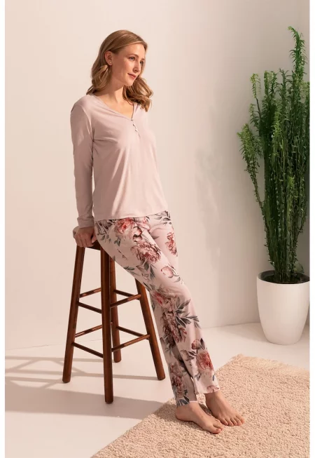 Дълга пижама Marion с бамбук с шпиц - Бледо розово