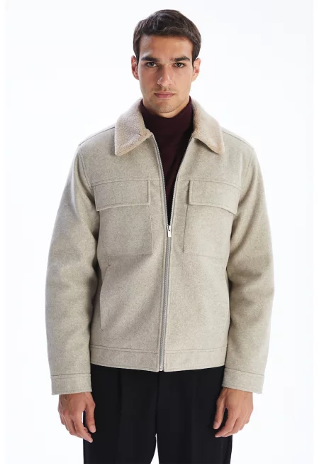 Капитониран шакет с цип