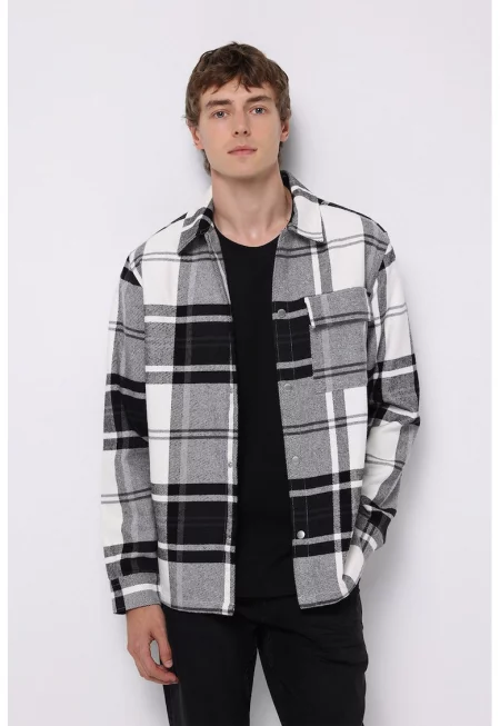 Кариран шакет с капси и джоб на гърдите