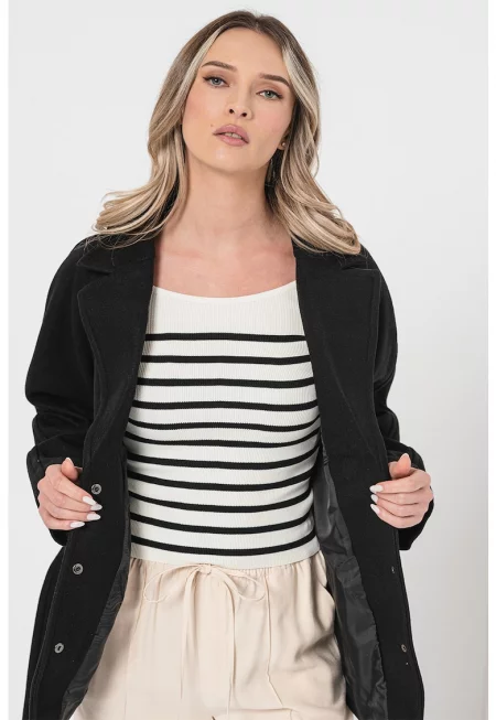 Късо палто с колан