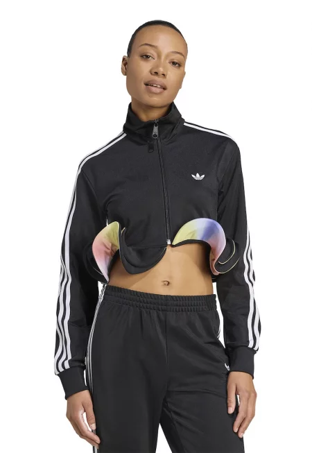 Късо спортно яке с дипли