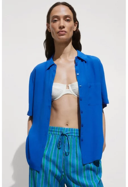 Риза с къси ръкави