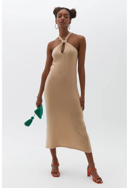 Рокля с отвор - Бежов