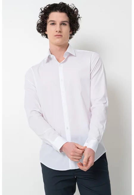 Слим риза с остра яка - Бял