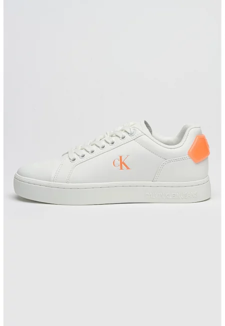 Спортни обувки от кожа и еко кожа с лого