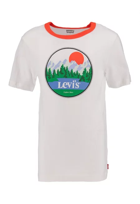 Тениска с шарка на гърдите