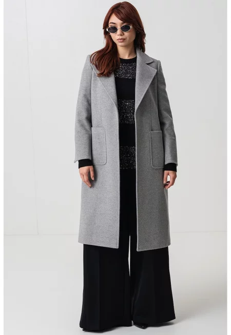 Вълнено палто с джобове встрани