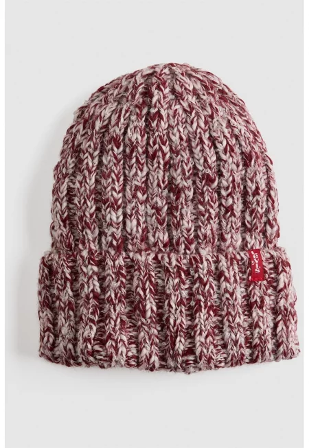 Зимна шапка от плетена дантела