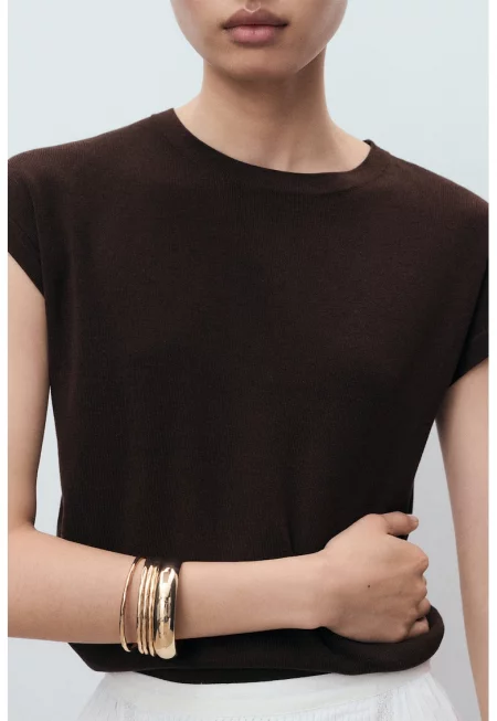 Фино плетен пуловер с къси ръкави