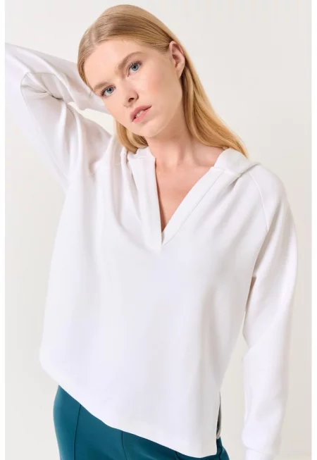 Худи с шпиц - Бял