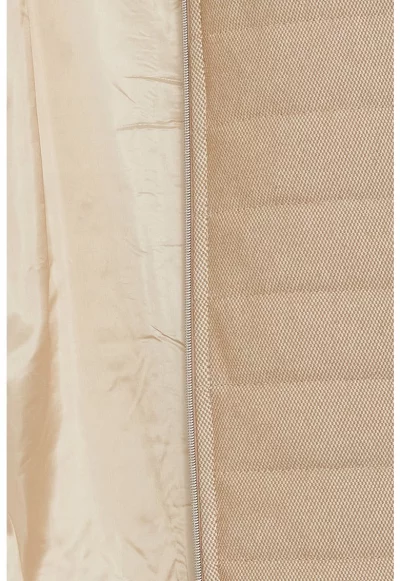 Капитонирано яке със скосени джобове