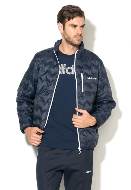 Капитонирано яке Serrated с еластичен подгъв