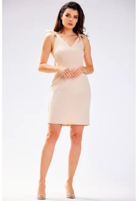 Къса рокля без ръкави - с V-образно деколте - вталена А571