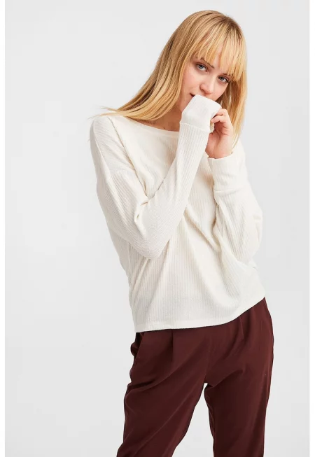 Пуловер с деколте тип лодка и паднали ръкави