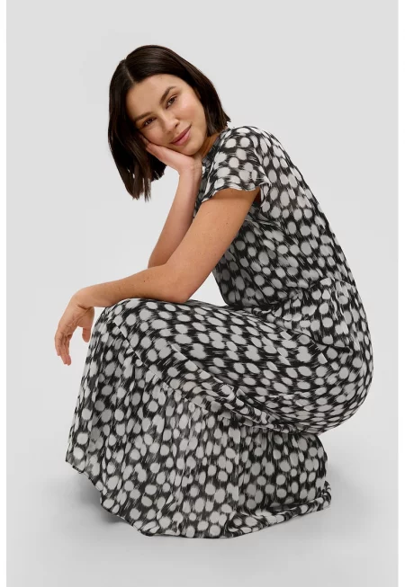 Рокля с щампа и разкроен подгъв - Черен/Мръснобял