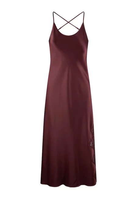 Сатенена нощница с дантела