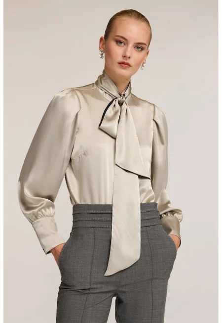 Сатинирано боди с панделка - Светло кафяво