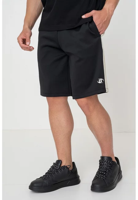 Широки фитнес бермуди - Черен/Бледозелен