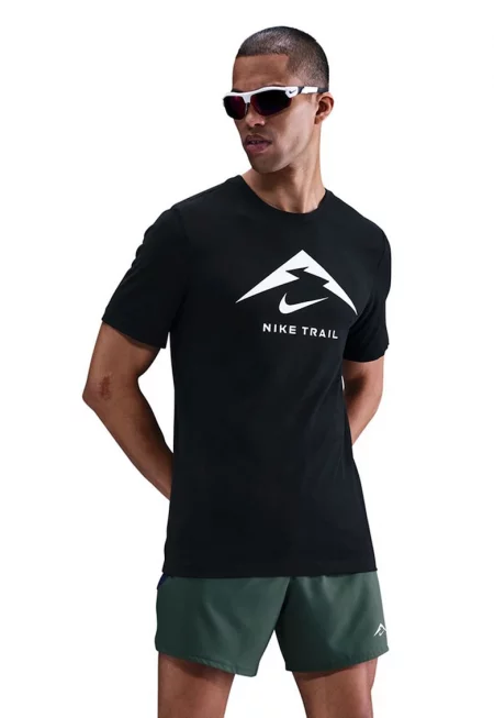 Тениска с Dri-FIT за бягане