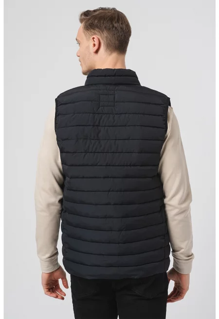 Ветроустойчив капитониран елек