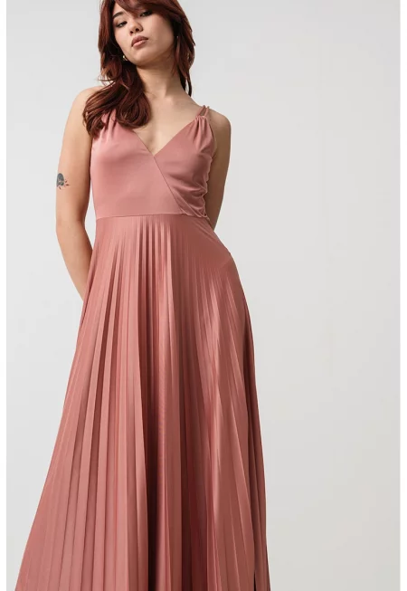 Дълга рокля с плисе - Бледочервен