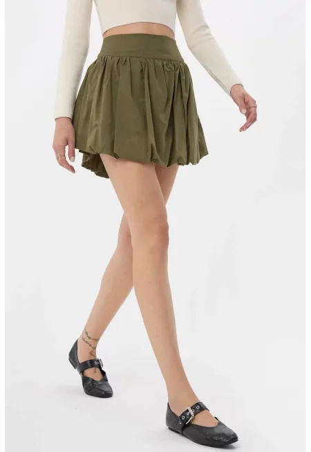 Дамска мини пола с пришити шорти -  висока талия - текстил - зелена