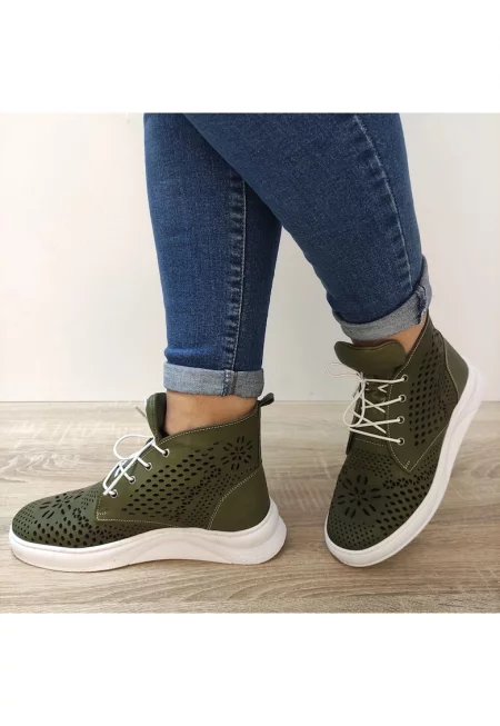 Дамски перфорирани ботуши  104 Green - Зелени