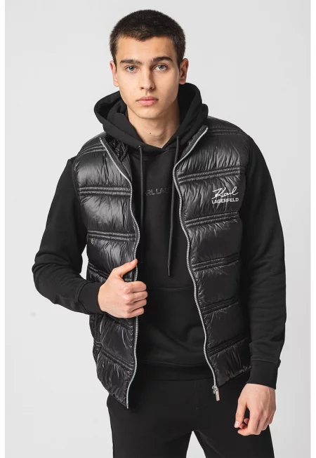 Капитониран елек с цип