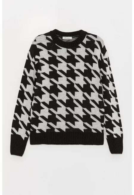 Пепитен пуловер