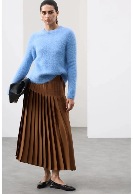 Пуловер с вълна - Светлосин