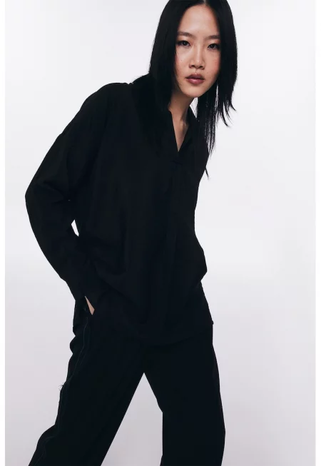 Риза с джобове